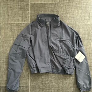 Beyond Yoga Status Pocket Sleeve Cropped Jacket